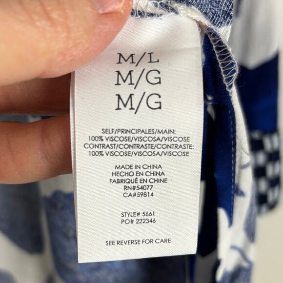 Cabi Women's Botanical Kimono Top Blue White Floral Open Front #5661 M/L - Picture 9 of 11